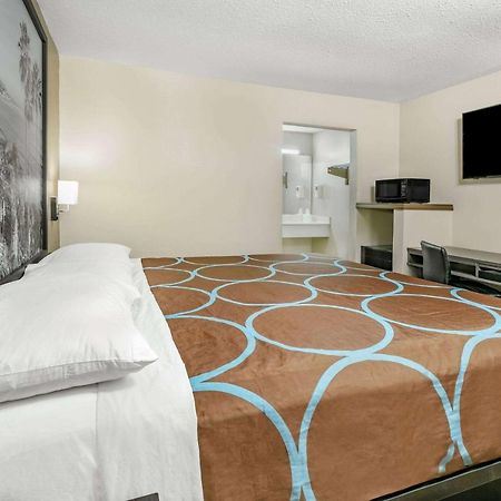 Super 8 By Wyndham Moss Point Exterior foto