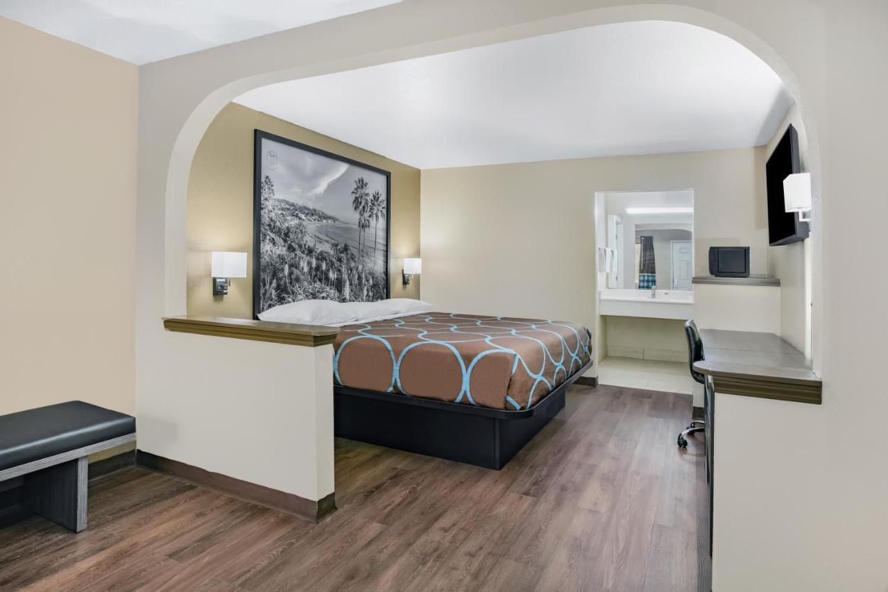 Super 8 By Wyndham Moss Point Exterior foto