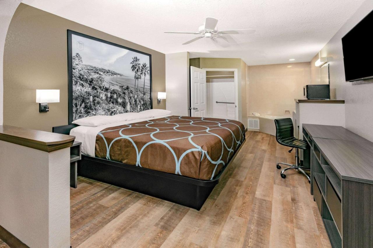 Super 8 By Wyndham Moss Point Exterior foto